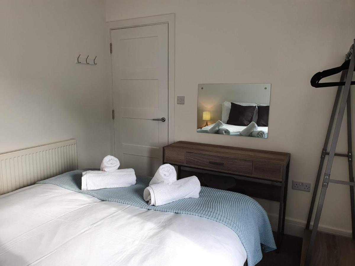 2 Bedroom Apartments In Filton By Cliftonvalley Apartments Bristol Exterior photo